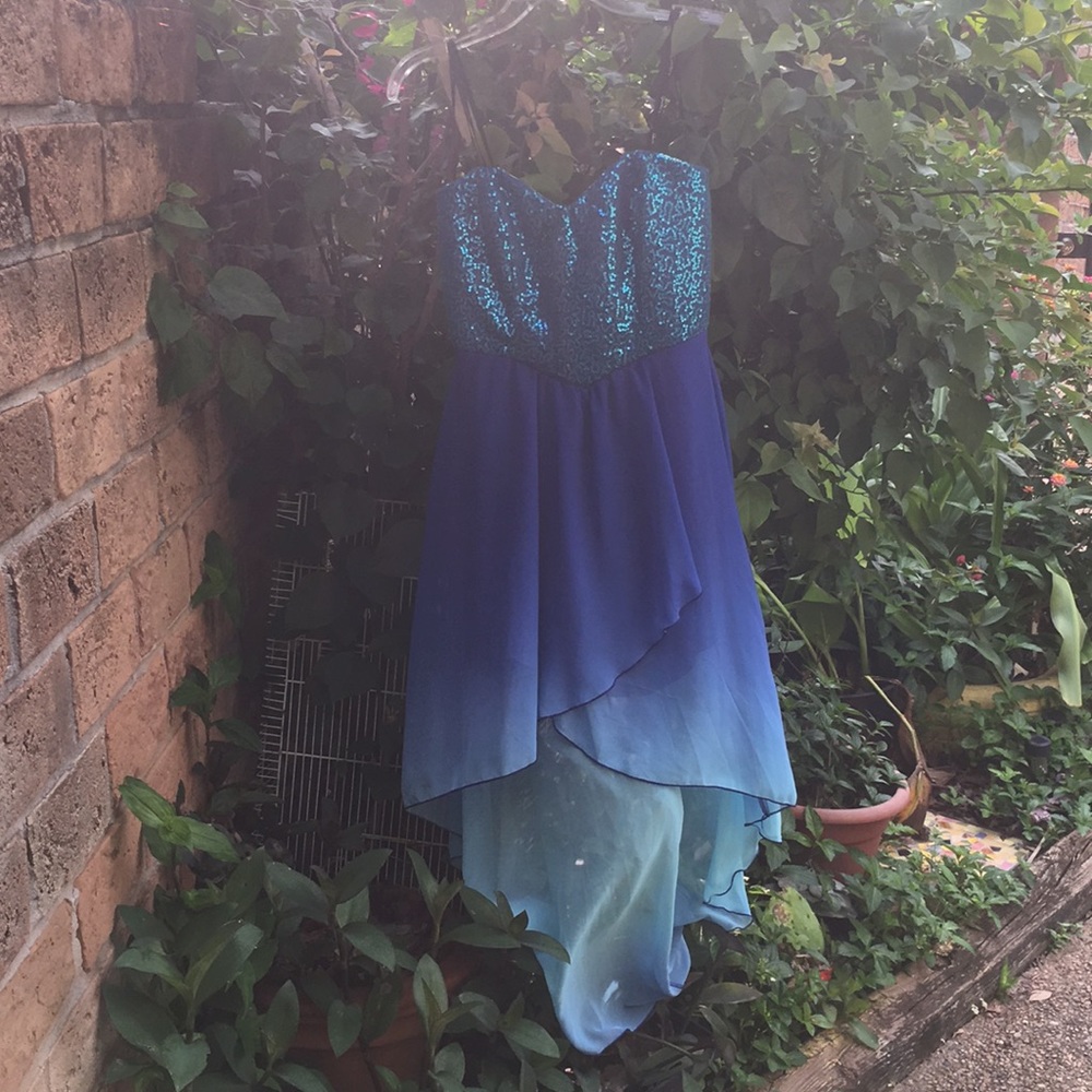 Speechless Semi Formal Mid Length - New Years Eve